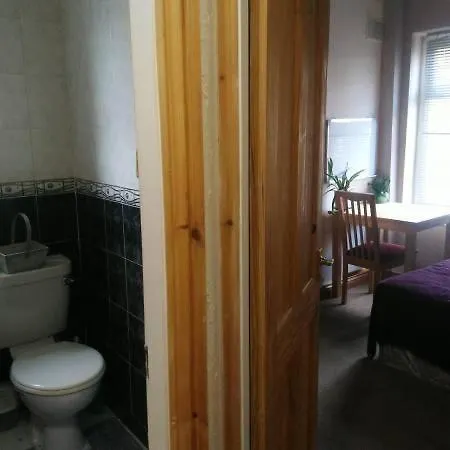 Conscious Cozy Place Near Airport And Leeds / Bradford Ubytování v soukromí Leeds (West Yorkshire)